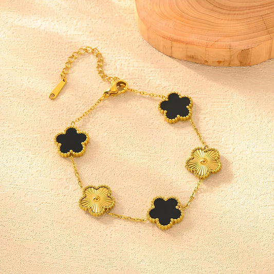 Black clover bracelet