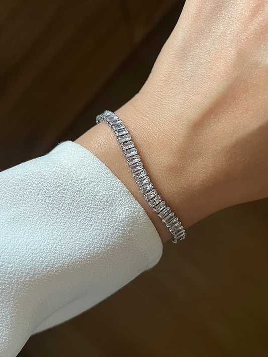 Zohra Silver Bracelet