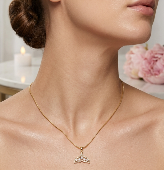 Tail Necklace