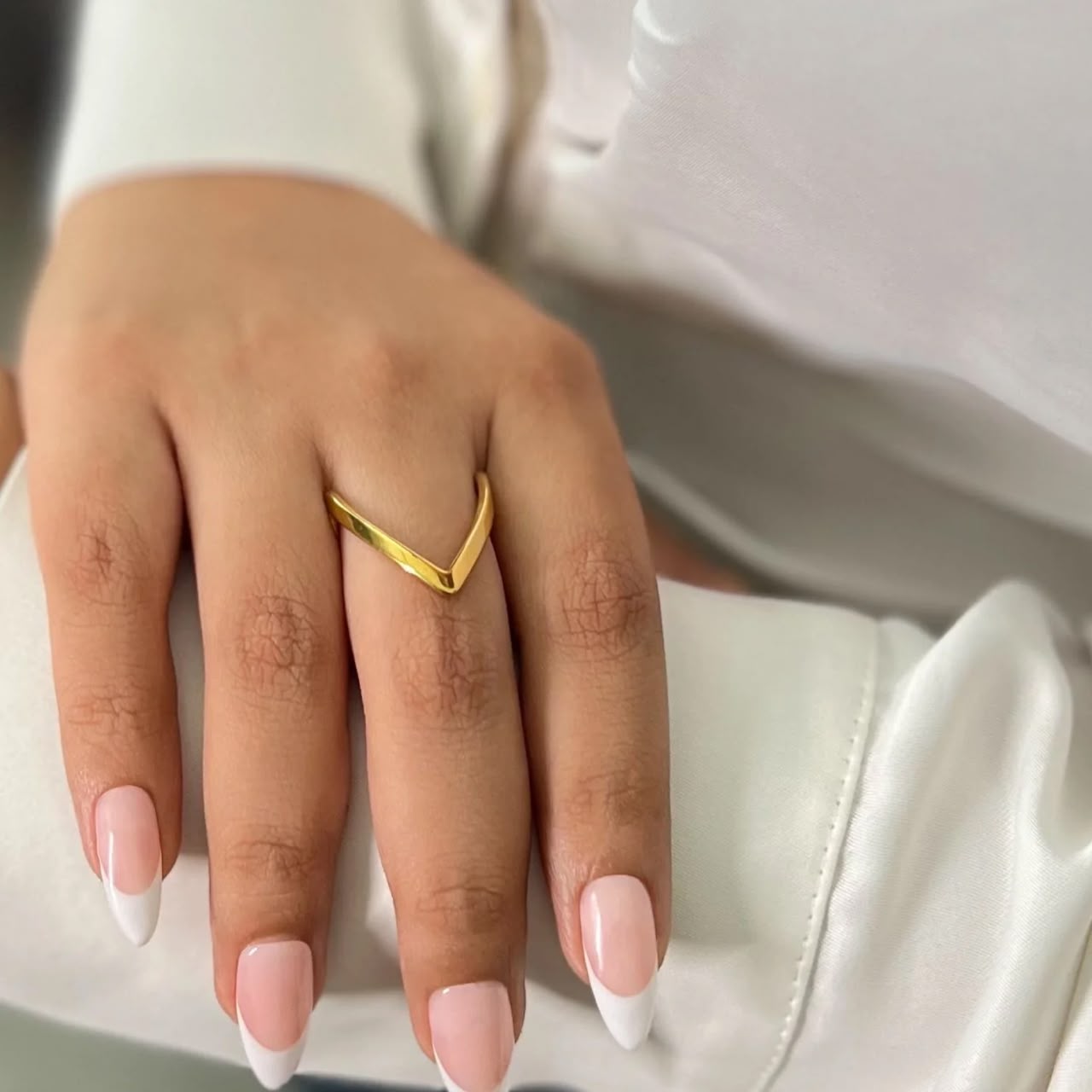 V shape Anti tarnished ring