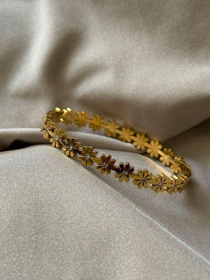 Anti tarnished flower kada bracelet