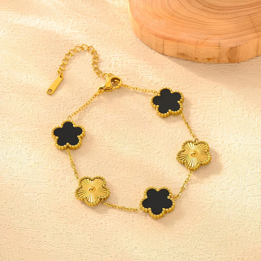Black clover bracelet