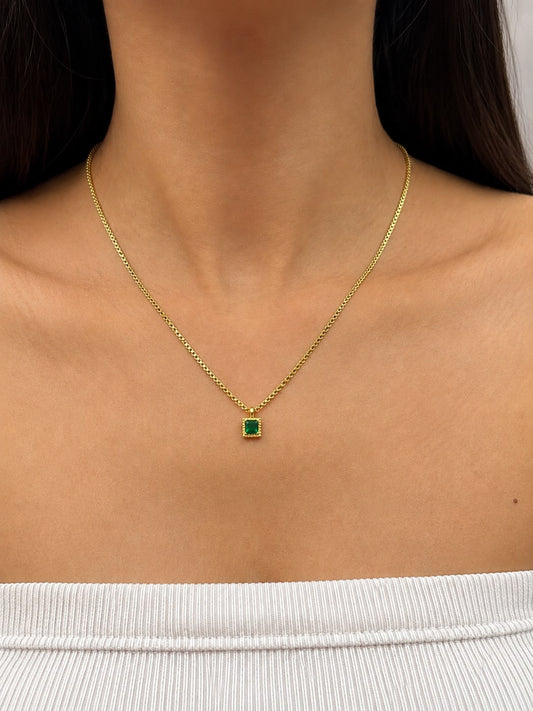 Green stone minimalist square necklace