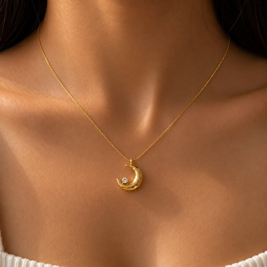 Moonlight necklace